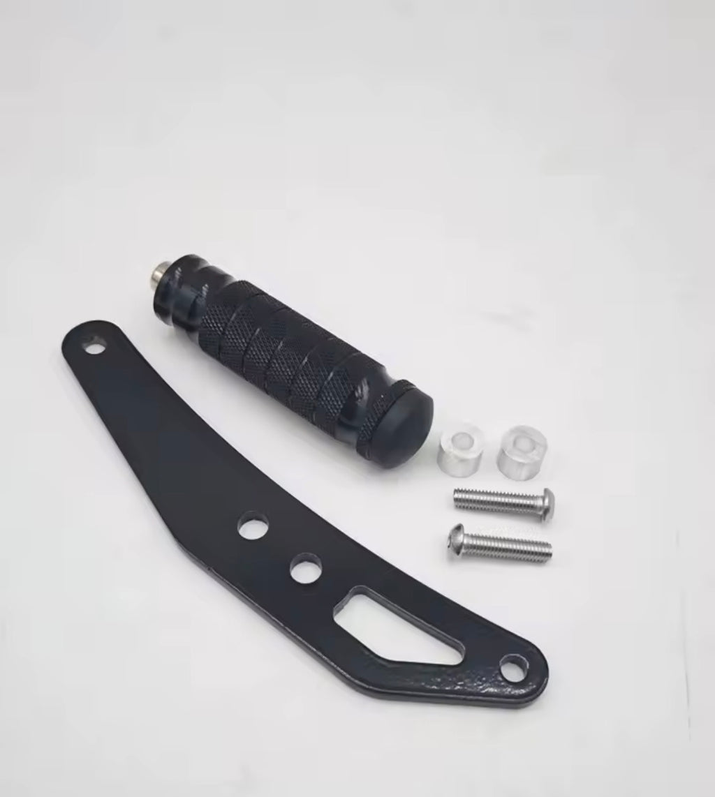 Yozma in 10 foot lock SHIPS NEXT DAY